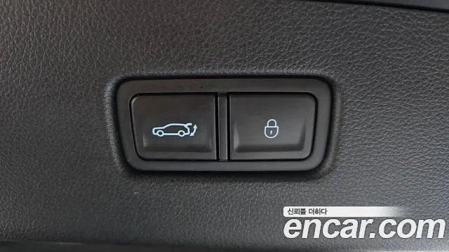 Genesis GV70 — фото 17
