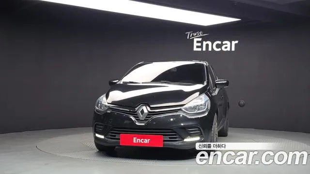 Renault Clio — фото 3