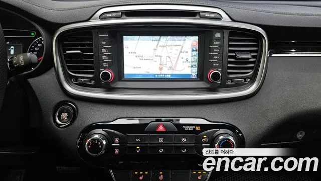 Kia Sorento — фото 14
