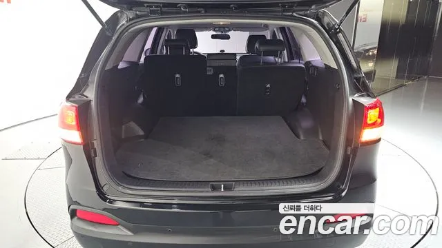 Kia Sorento — фото 31