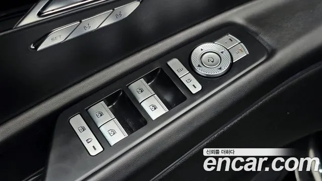 Genesis GV80 — фото 15