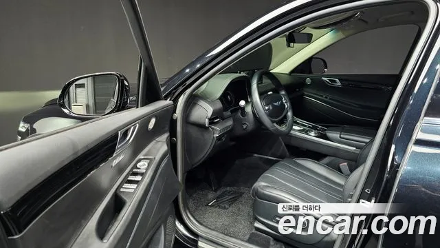 Genesis GV80 — фото 10