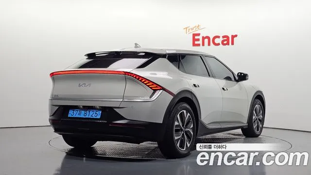 Kia EV6 — фото 2