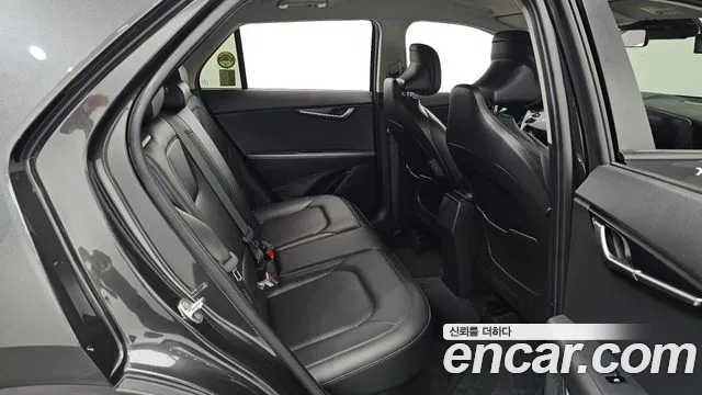 Kia Niro — фото 12