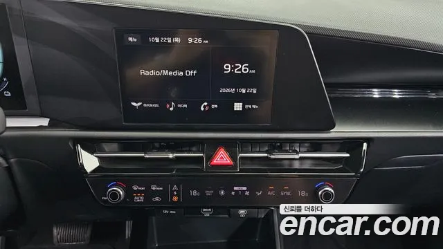 Kia Niro — фото 14