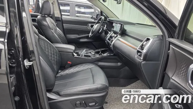 Kia Sorento — фото 11