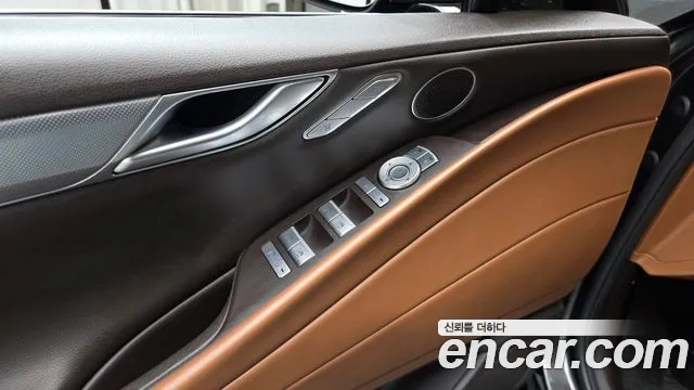 Genesis G80 — фото 31