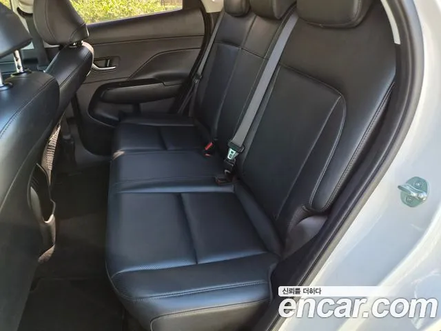 Hyundai Kona — фото 17