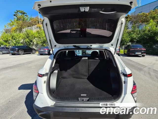 Hyundai Kona — фото 19