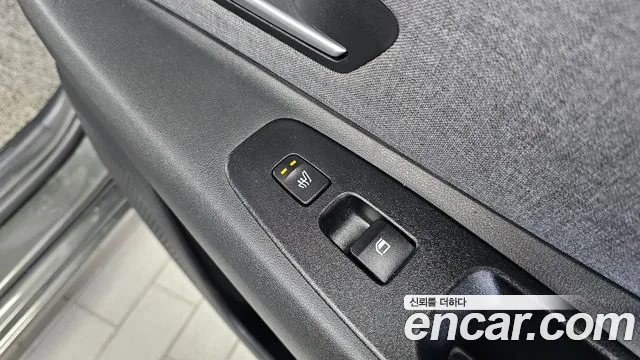Hyundai Avante — фото 18