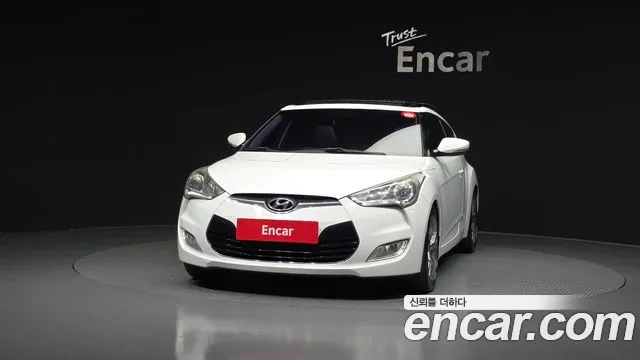 Hyundai Veloster — фото 2