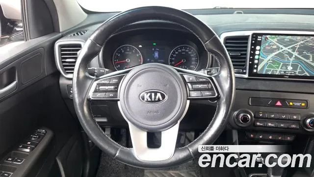 Kia Sportage — фото 15