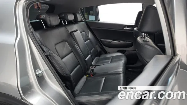 Kia Sportage — фото 19