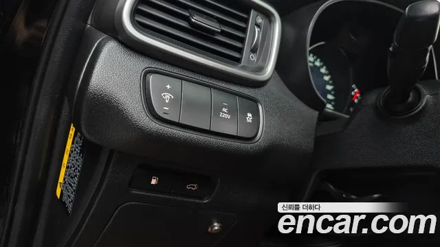 Kia Sorento — фото 18