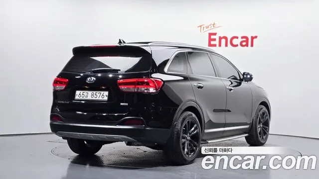 Kia Sorento — фото 2