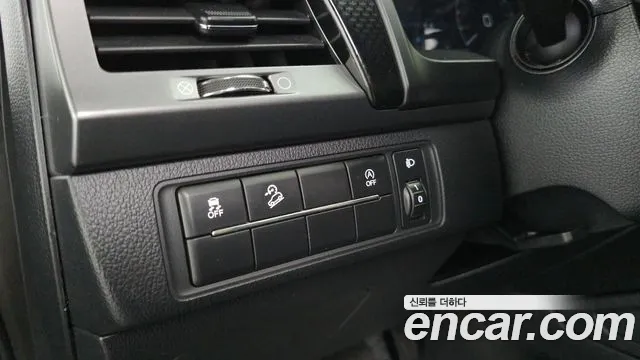 KG_Mobility_Ssangyong Rexton — фото 17