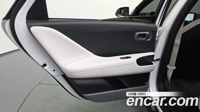 Hyundai Ioniq 6 — фото 25