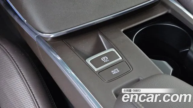 Hyundai Grandeur — фото 18