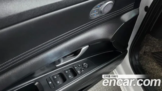 Hyundai Avante — фото 17