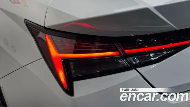 Hyundai Avante — фото 23