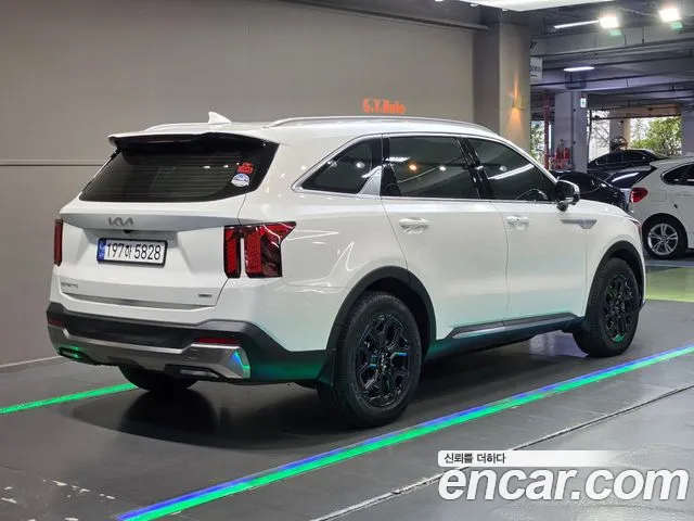 Kia Sorento — фото 3