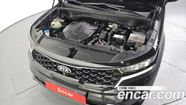 Kia Sorento — фото 6