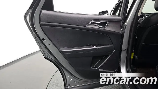 Kia Sportage — фото 25