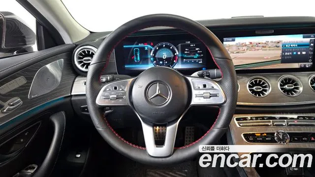 Mercedes-Benz CLS-Class — фото 12