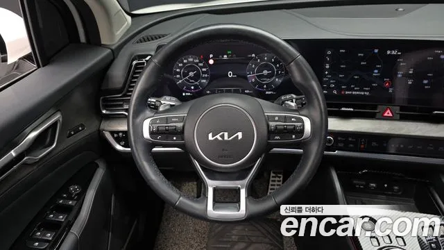 Kia Sportage — фото 13