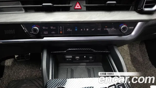 Kia Sportage — фото 17