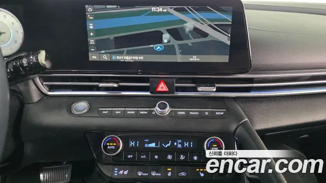 Hyundai Avante — фото 14