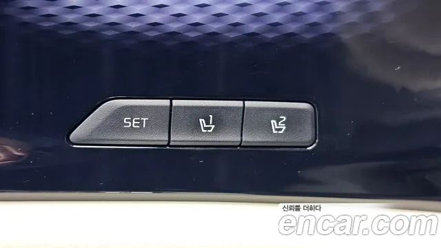 Kia Carnival — фото 14