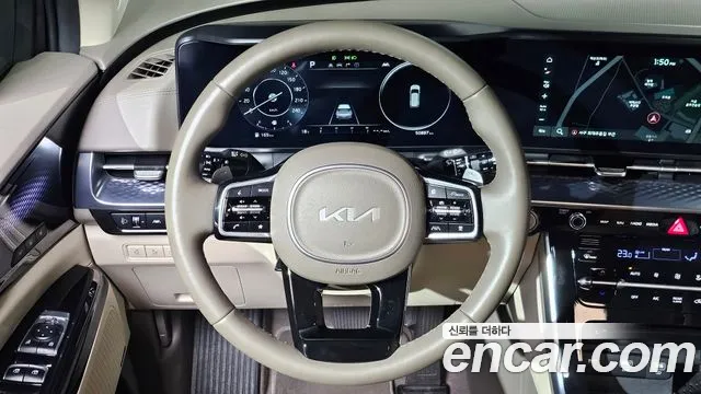 Kia Carnival — фото 18