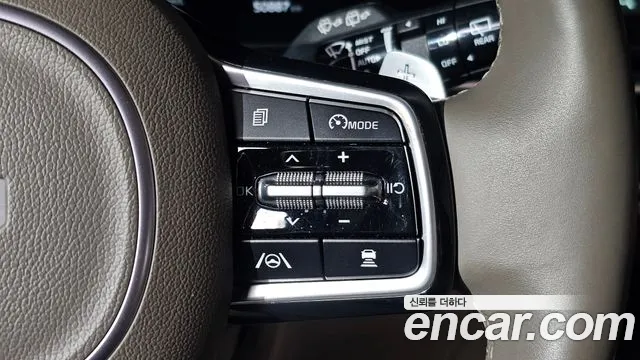 Kia Carnival — фото 19