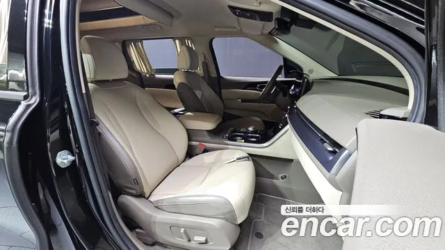 Kia Carnival — фото 26
