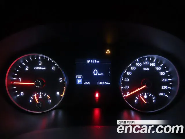 Kia Sportage — фото 8