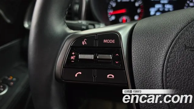 Kia Sorento — фото 16
