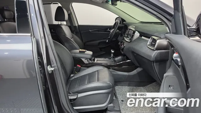 Kia Sorento — фото 26