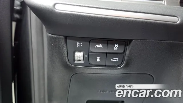 Hyundai Grandeur — фото 19