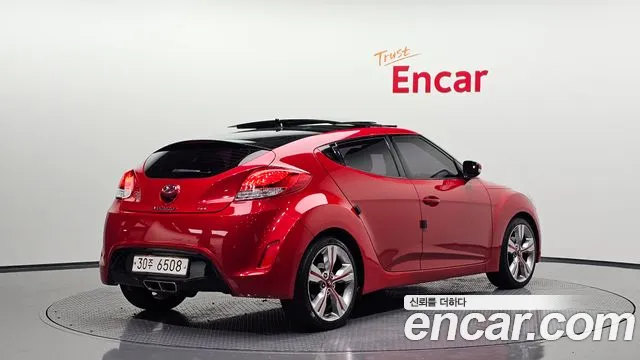 Hyundai Veloster — фото 1