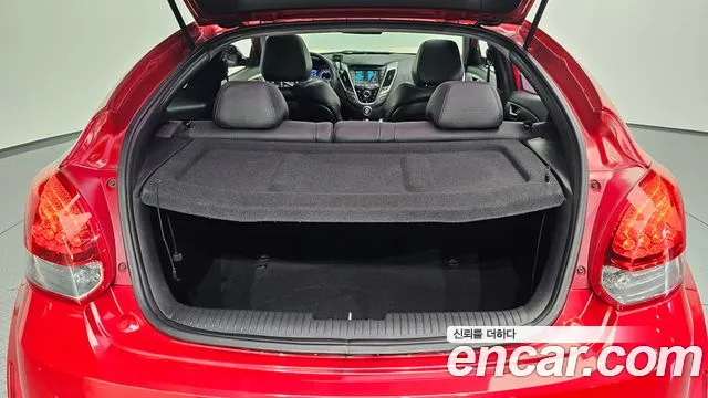 Hyundai Veloster — фото 19
