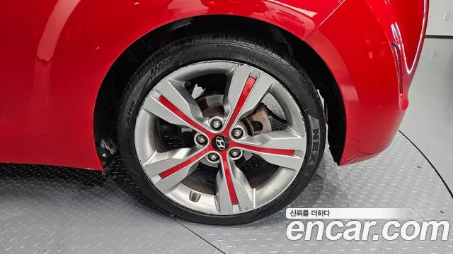 Hyundai Veloster — фото 21