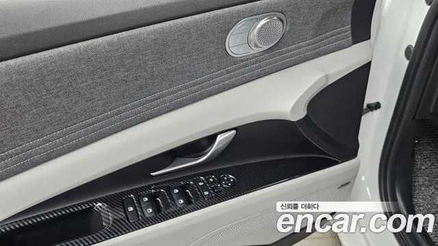 Hyundai Avante — фото 17