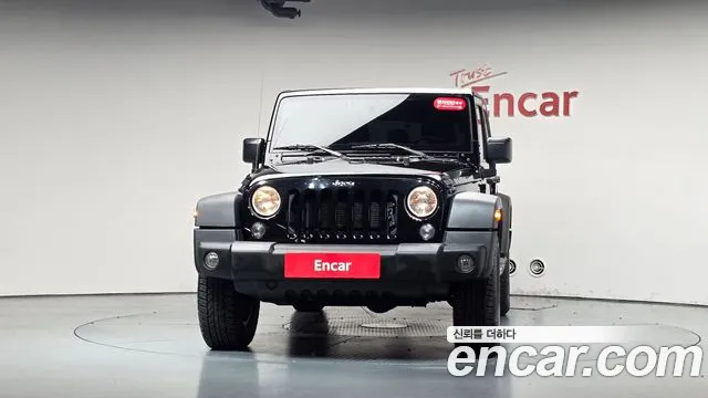 Jeep Wrangler — фото 2