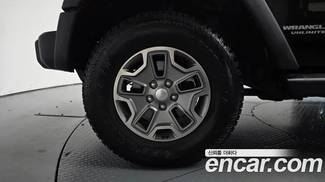 Jeep Wrangler — фото 4
