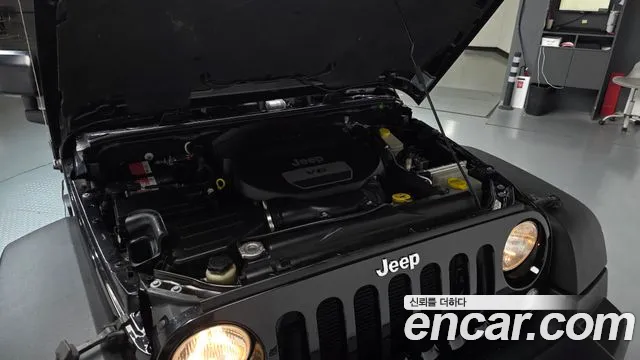 Jeep Wrangler — фото 5