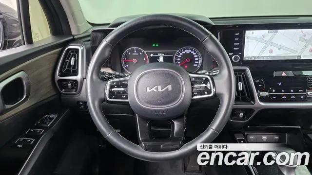 Kia Sorento — фото 12