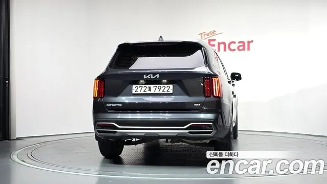 Kia Sorento — фото 4