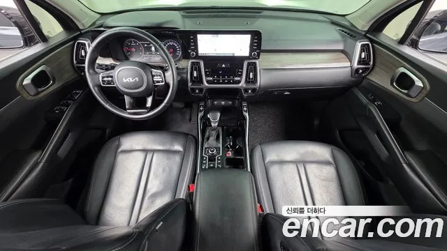 Kia Sorento — фото 7