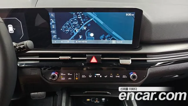 Kia Sportage — фото 12